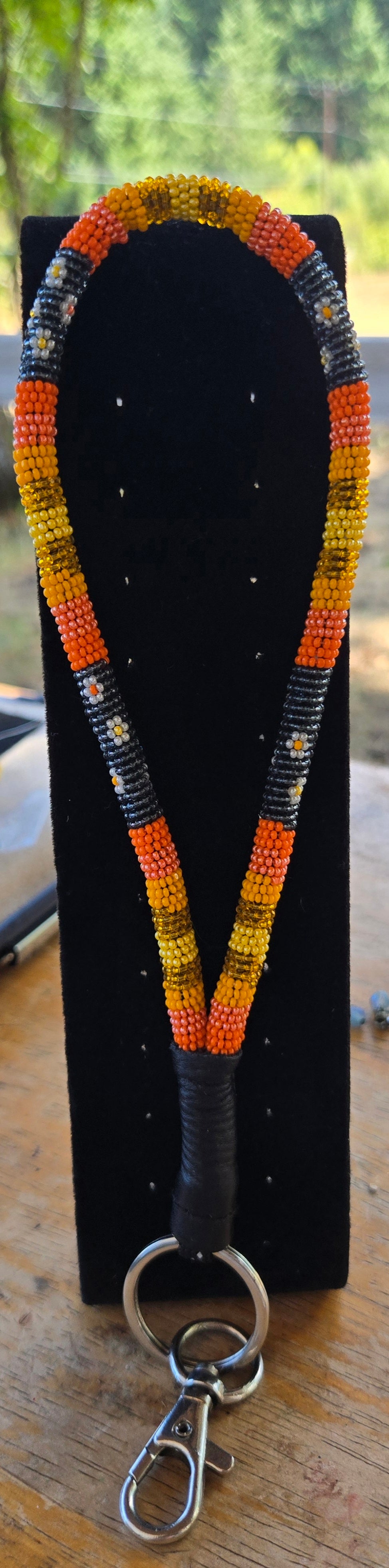 Beaded Sunset Daisies